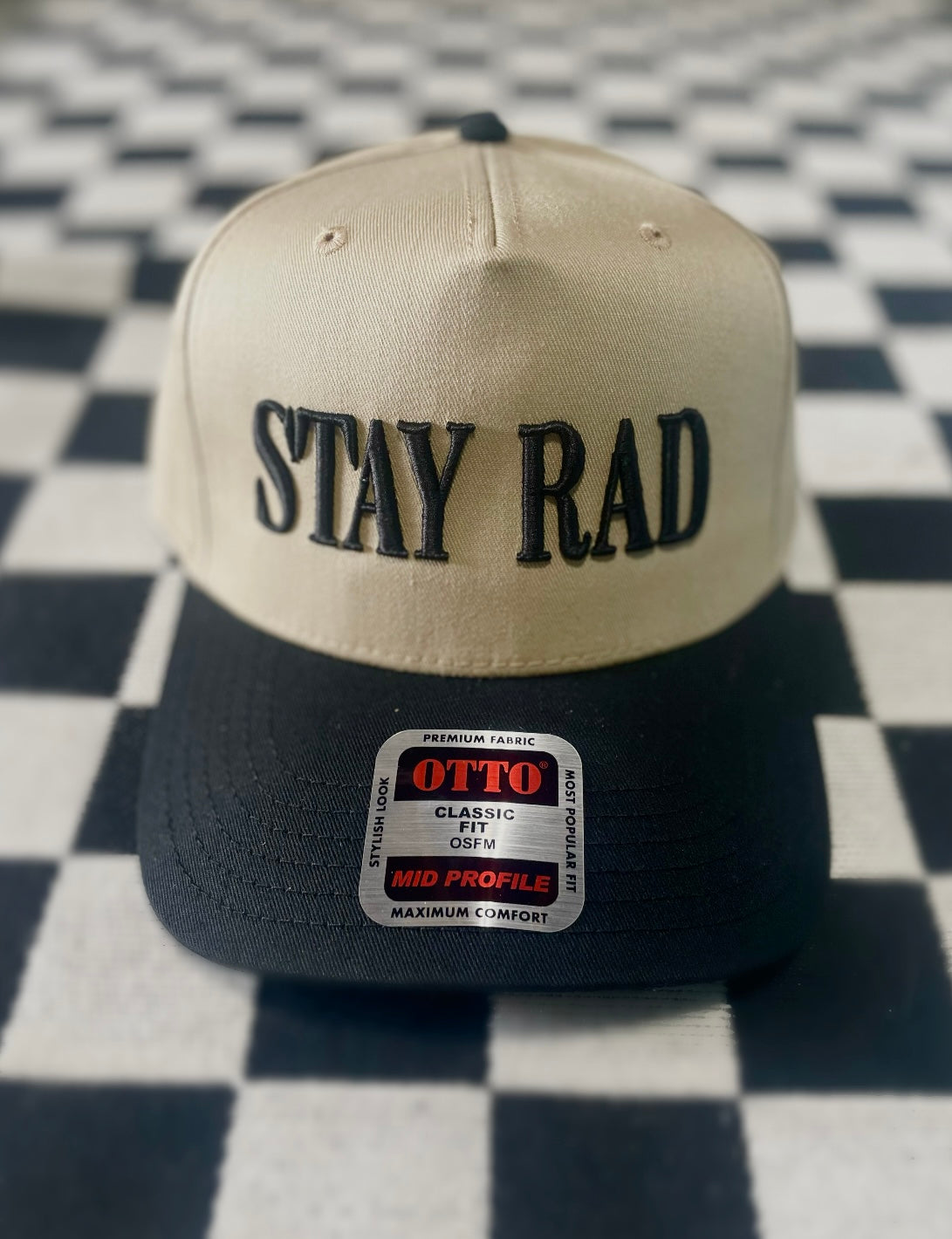 STAY RAD • Black